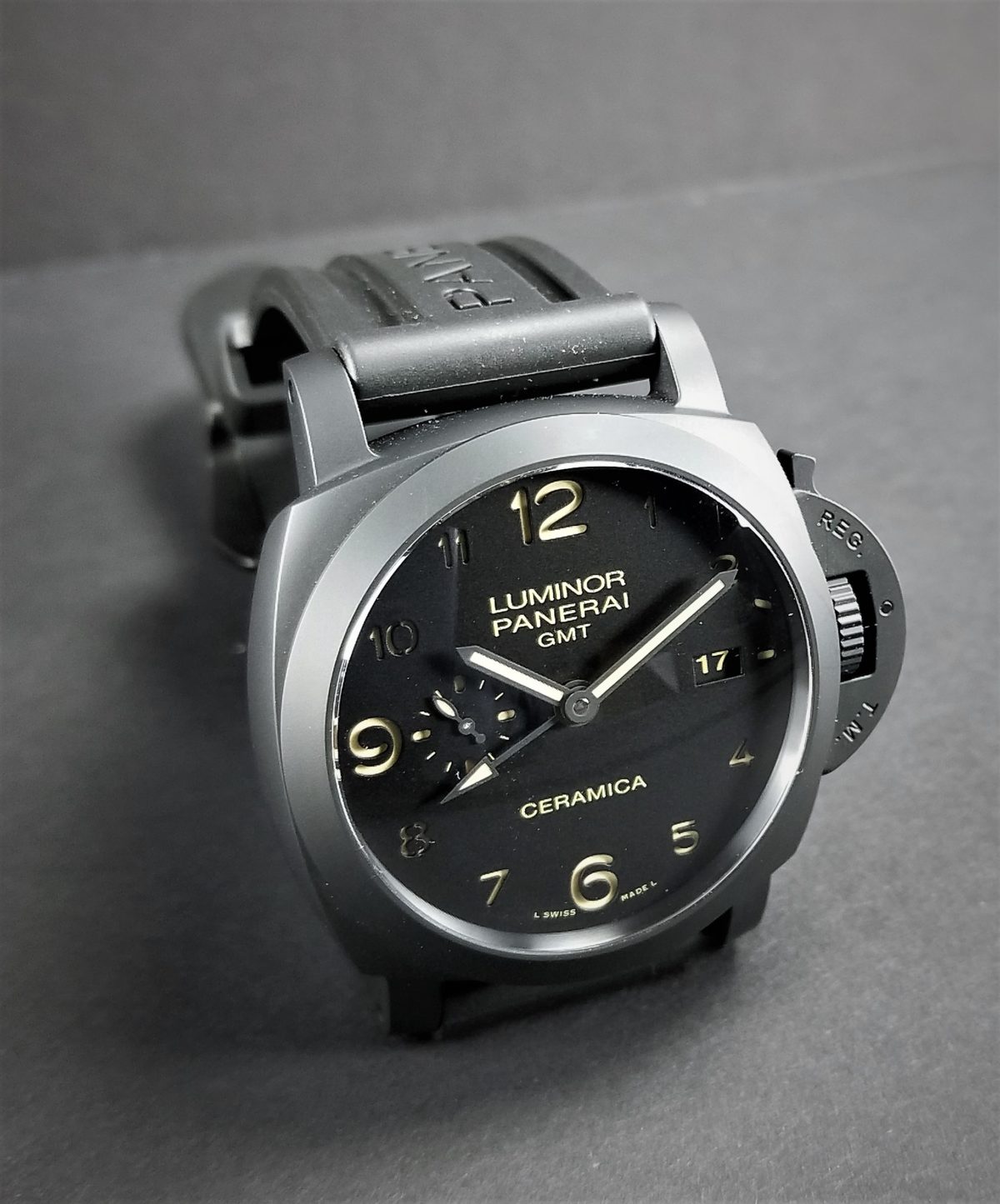 Panerai Luminor Days Gmt Black Ceramic Automatic Like New Lba